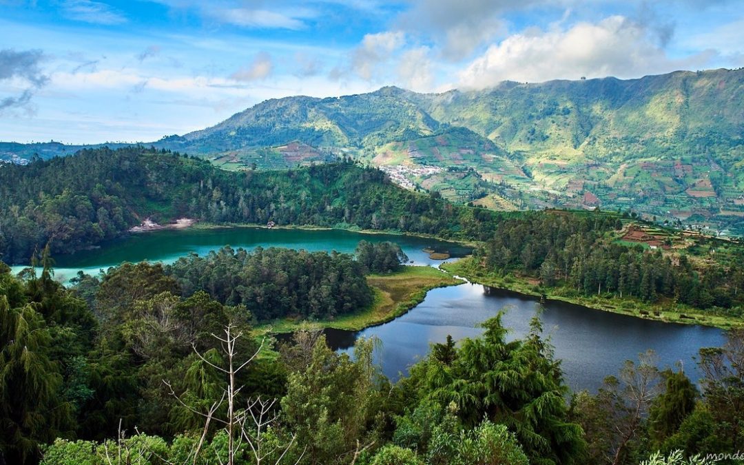 Borobudur Sunrise + Dieng Plateau